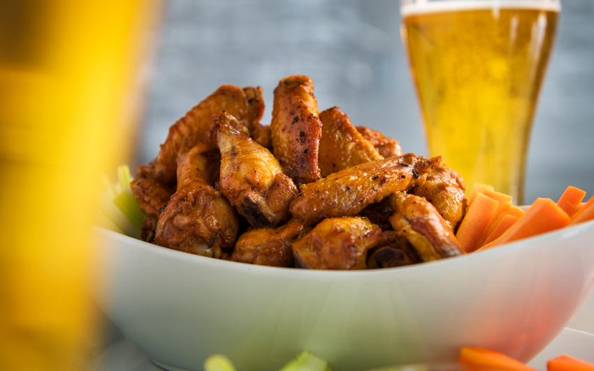 recipeBlog-RogueHD-serve1BuffaloWings-6.png