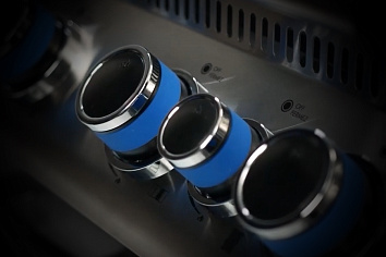 ЭРГОНОМИЧНЫЕ РУЧКИ УПРАВЛЕНИЯ