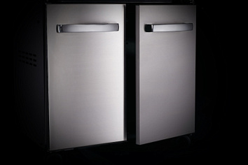 ФАСАД ГРИЛЯ ЗАКРЫТ ДВЕРКАМИ