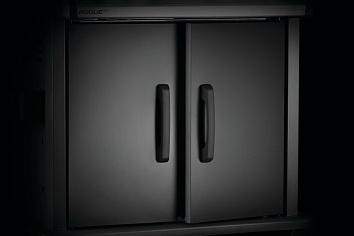 ФАСАД ГРИЛЯ ЗАКРЫТ ДВЕРКАМИ