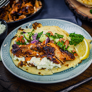 Куриная шаурма с чесночным соусом