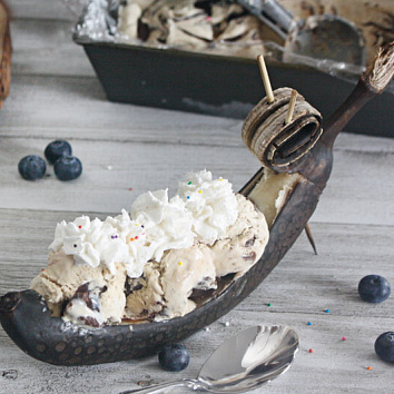 Банановый сплит на гриле